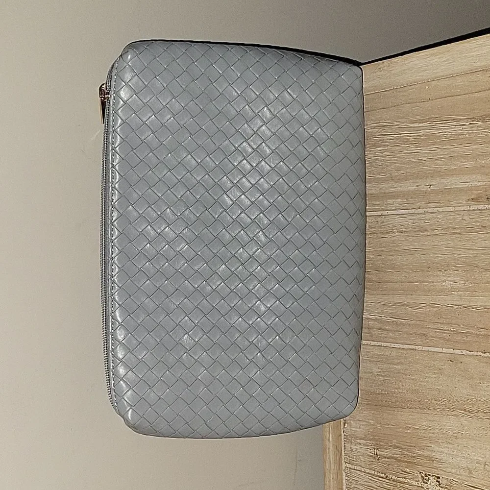 House of Harlow 1960 Blue Vegan Zip Cosmetic Case Bag